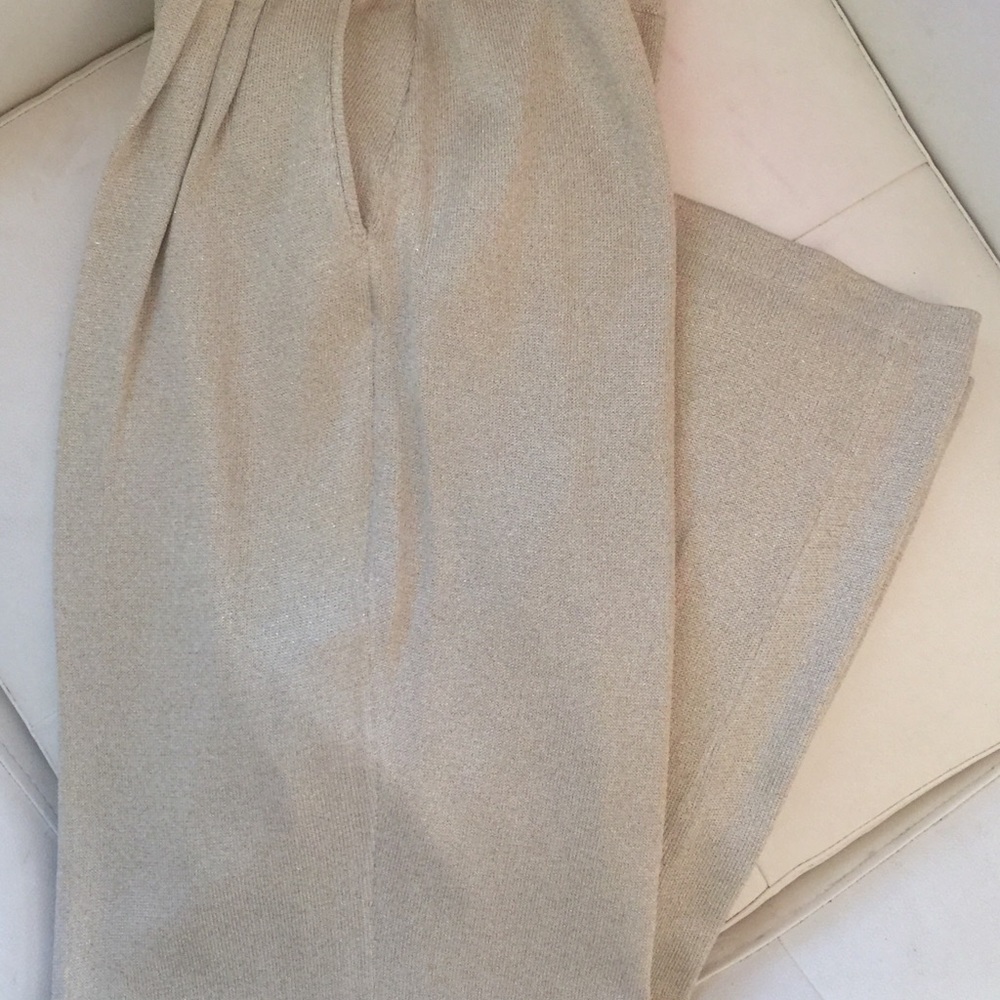 St. John  Pants - Picture 3 of 3